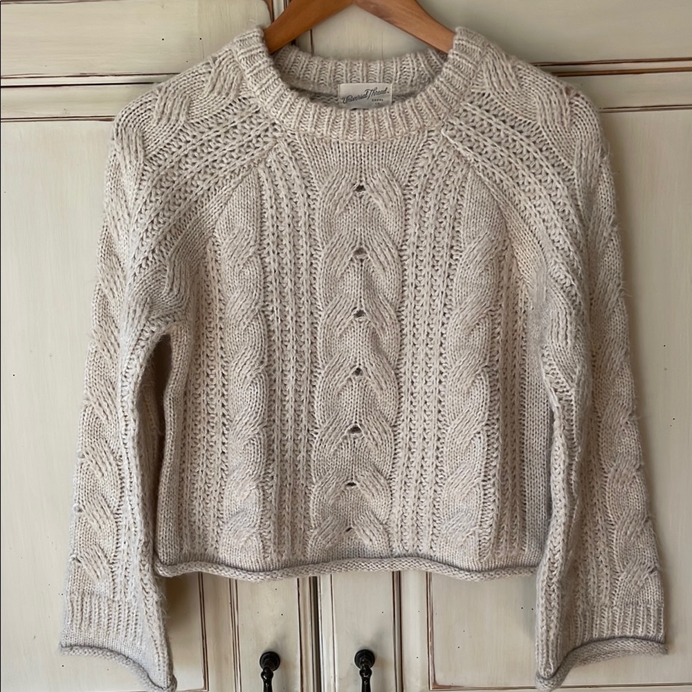 Women's Cream Cable Knit Sweater